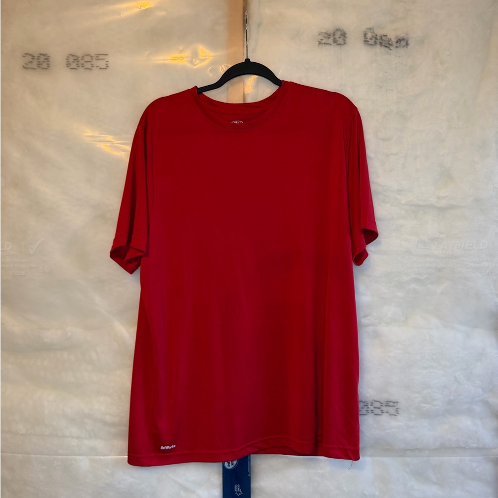Athletic Works Red Short Sleeve Men's Tee